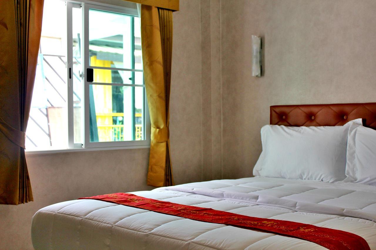 Everest Boutique Hotel Bangkok Exteriör bild
