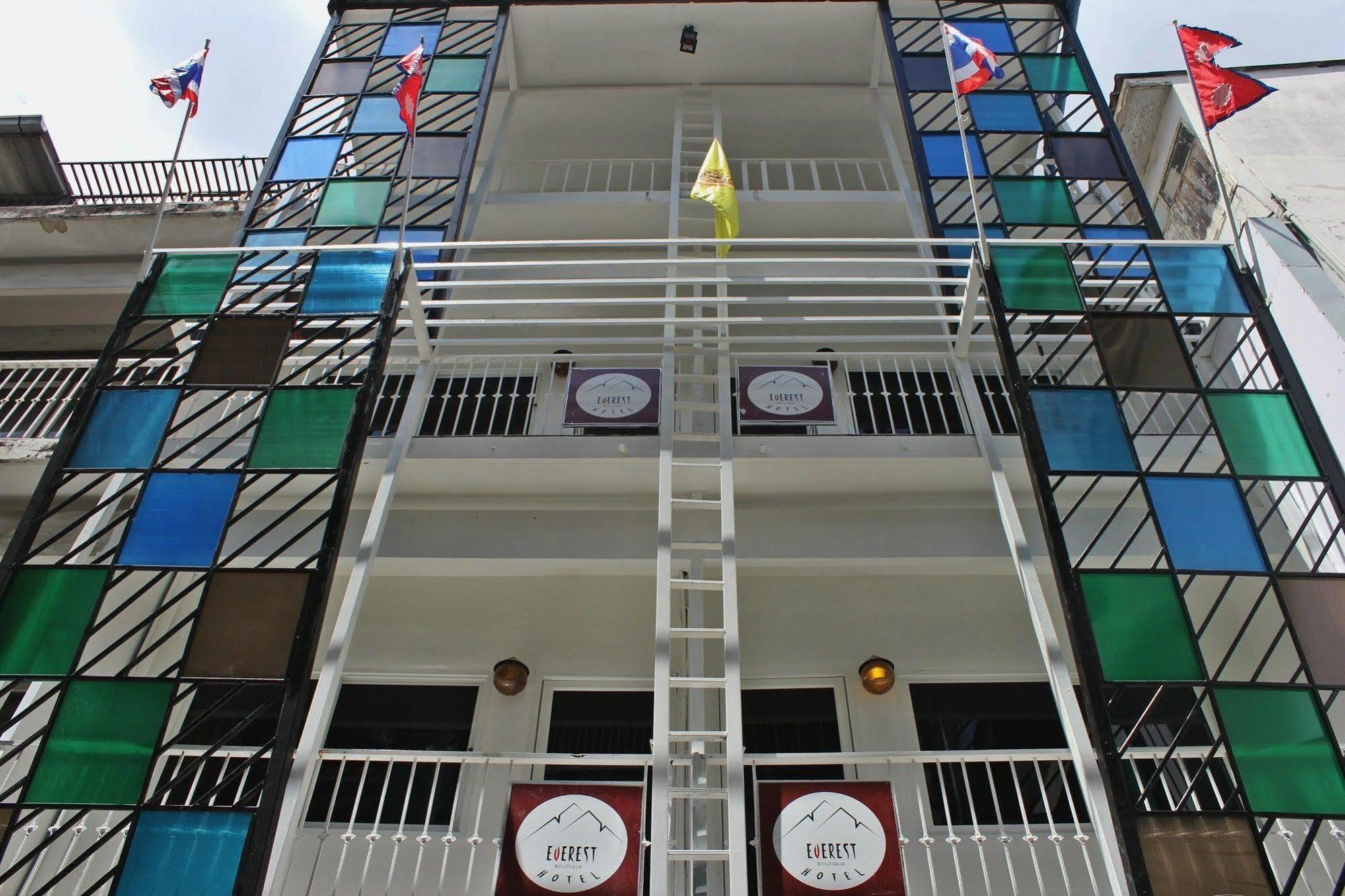 Everest Boutique Hotel Bangkok Exteriör bild